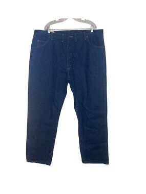 Wrangler Rugged Wear Classic Fit Mens Jeans 44x30 Dark Blue New Cotton Durable D